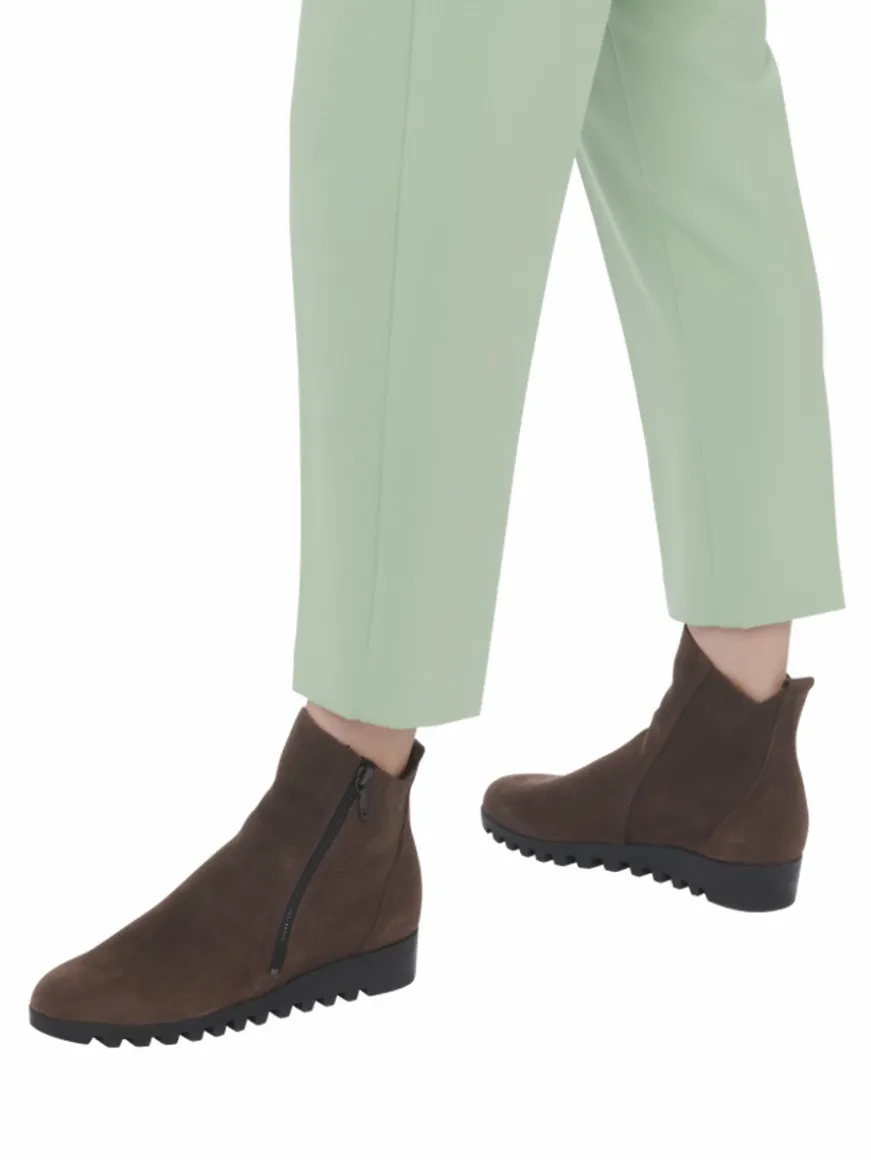 Fashion Arche Boots Lomage