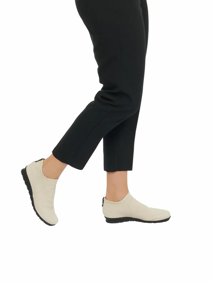 Discount Arche Slip On Babyqi